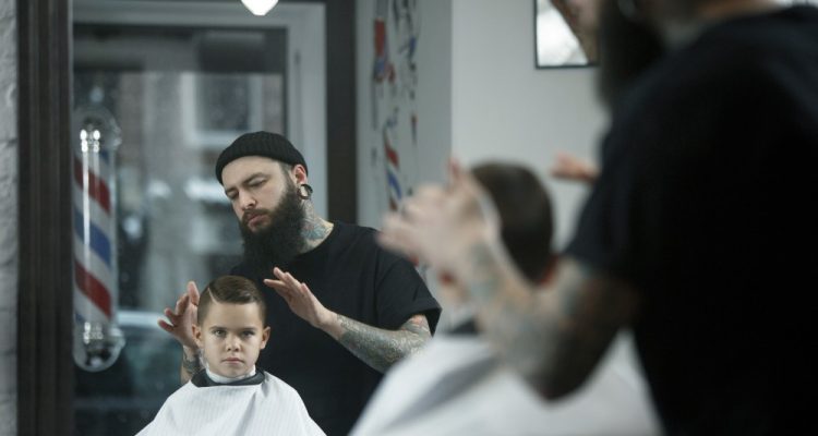 Детский барбершоп: стрижка как праздник