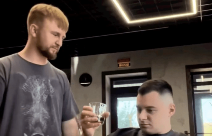 Y Barbershop Хмельницький